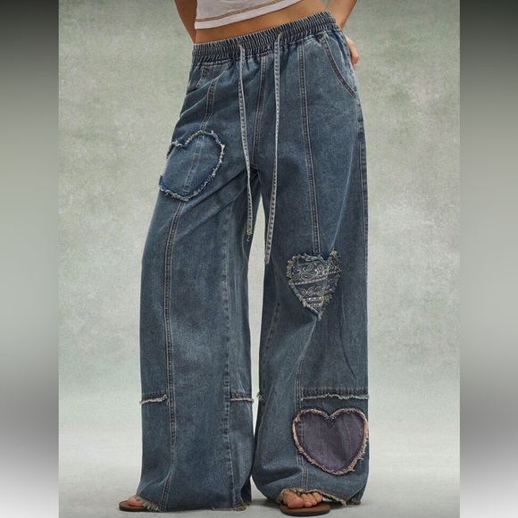 Pants - Heart Patch Wide-Leg denim jogger style Jeans print distressed